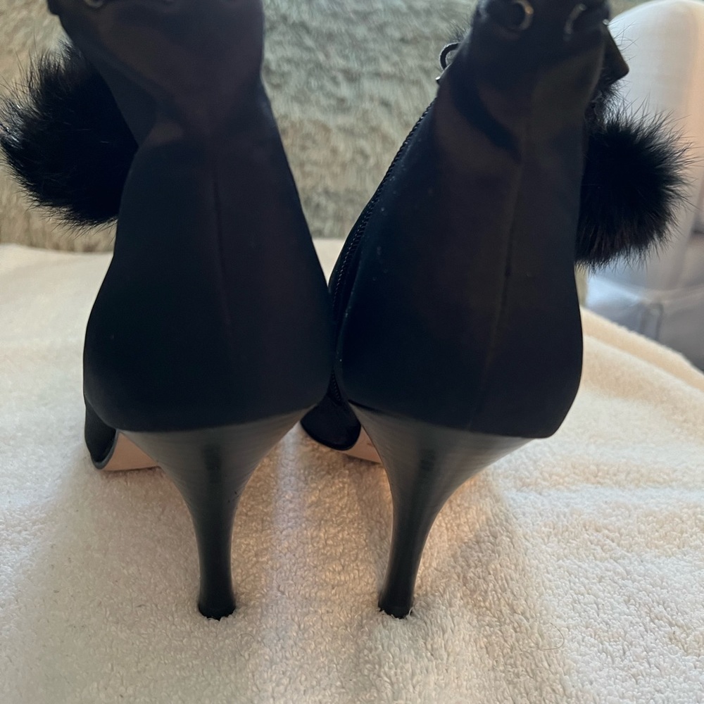 Worn Only Once Joey-O Short Fabric And Fur Pom Po… - image 3